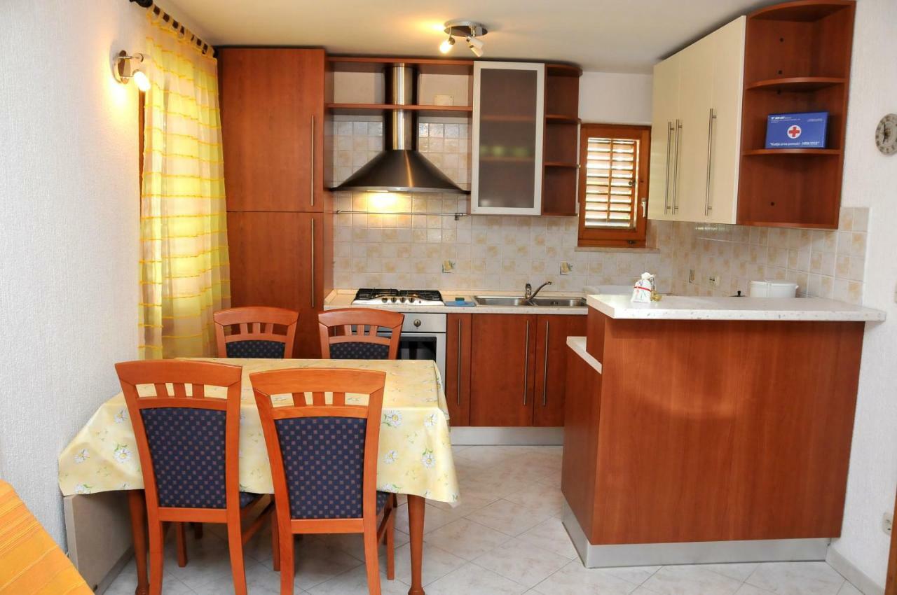 Apartments Toic קרס מראה חיצוני תמונה